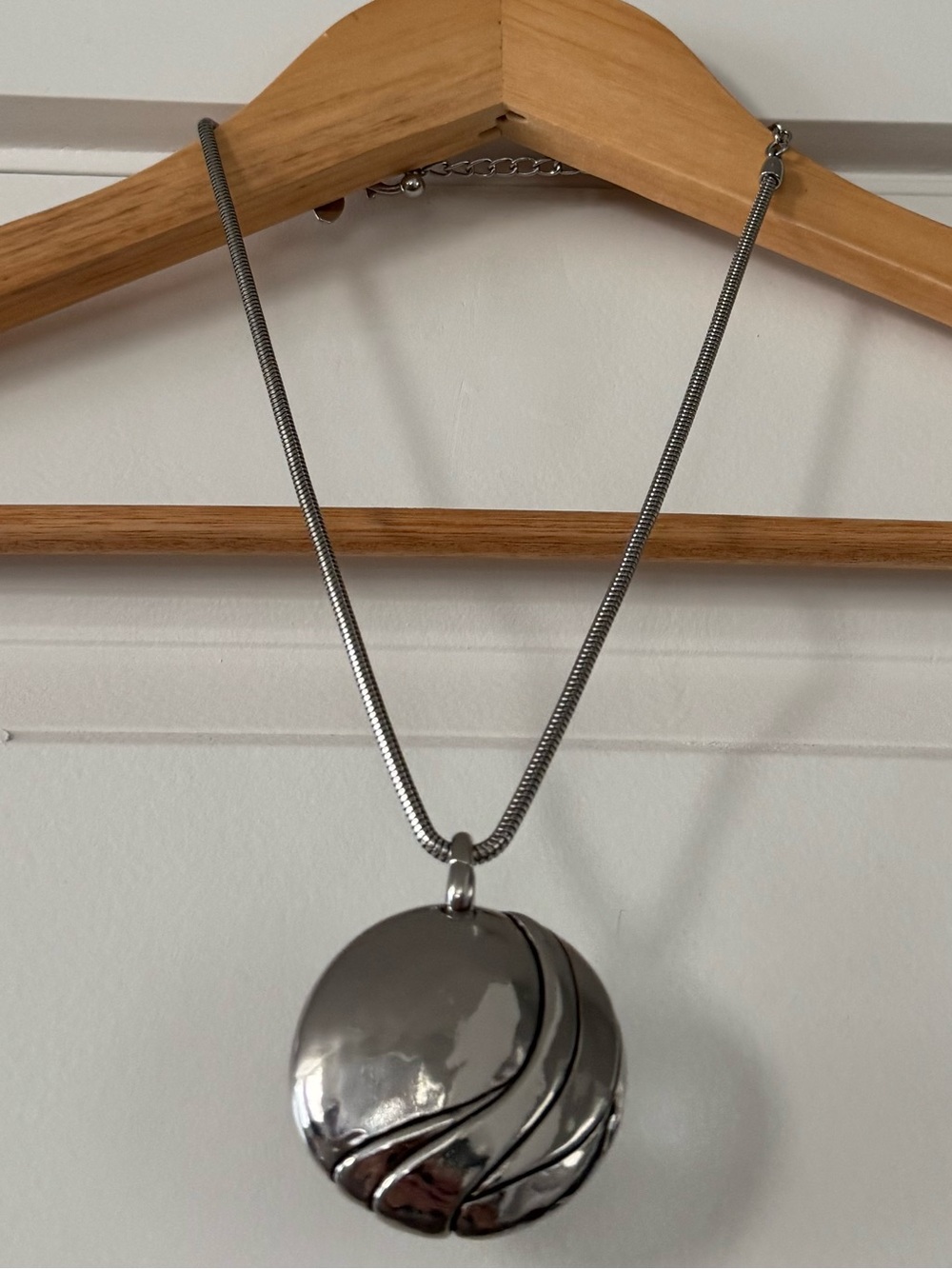 Chico's Silver Round Wave Pendant Necklace - Picture 2 of 3